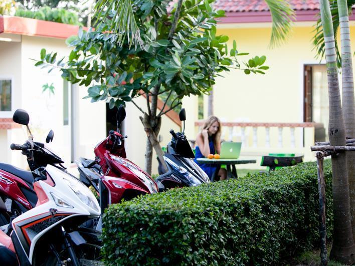 Lucky Lek Resort Rawai エクステリア 写真