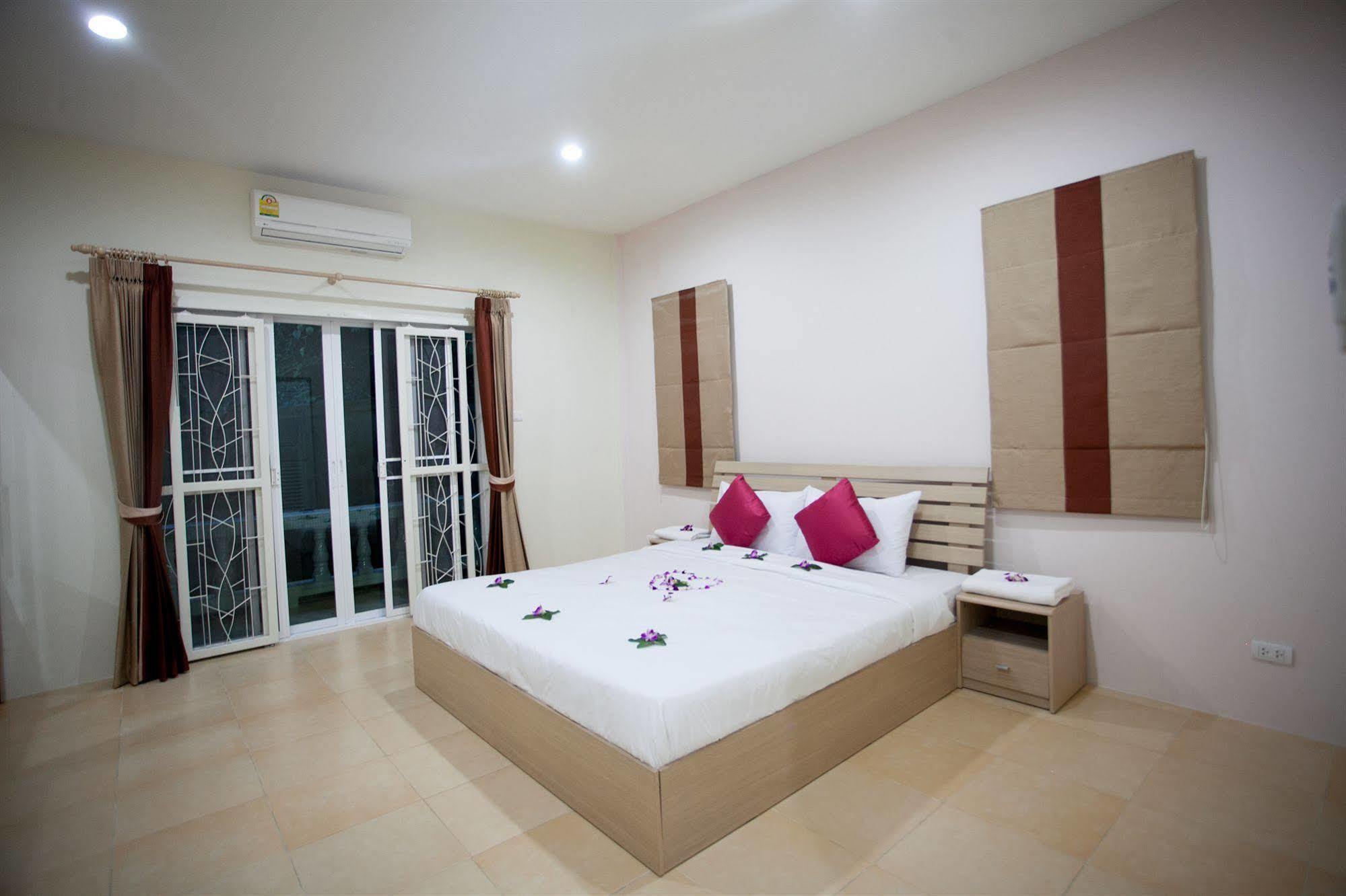Lucky Lek Resort Rawai エクステリア 写真