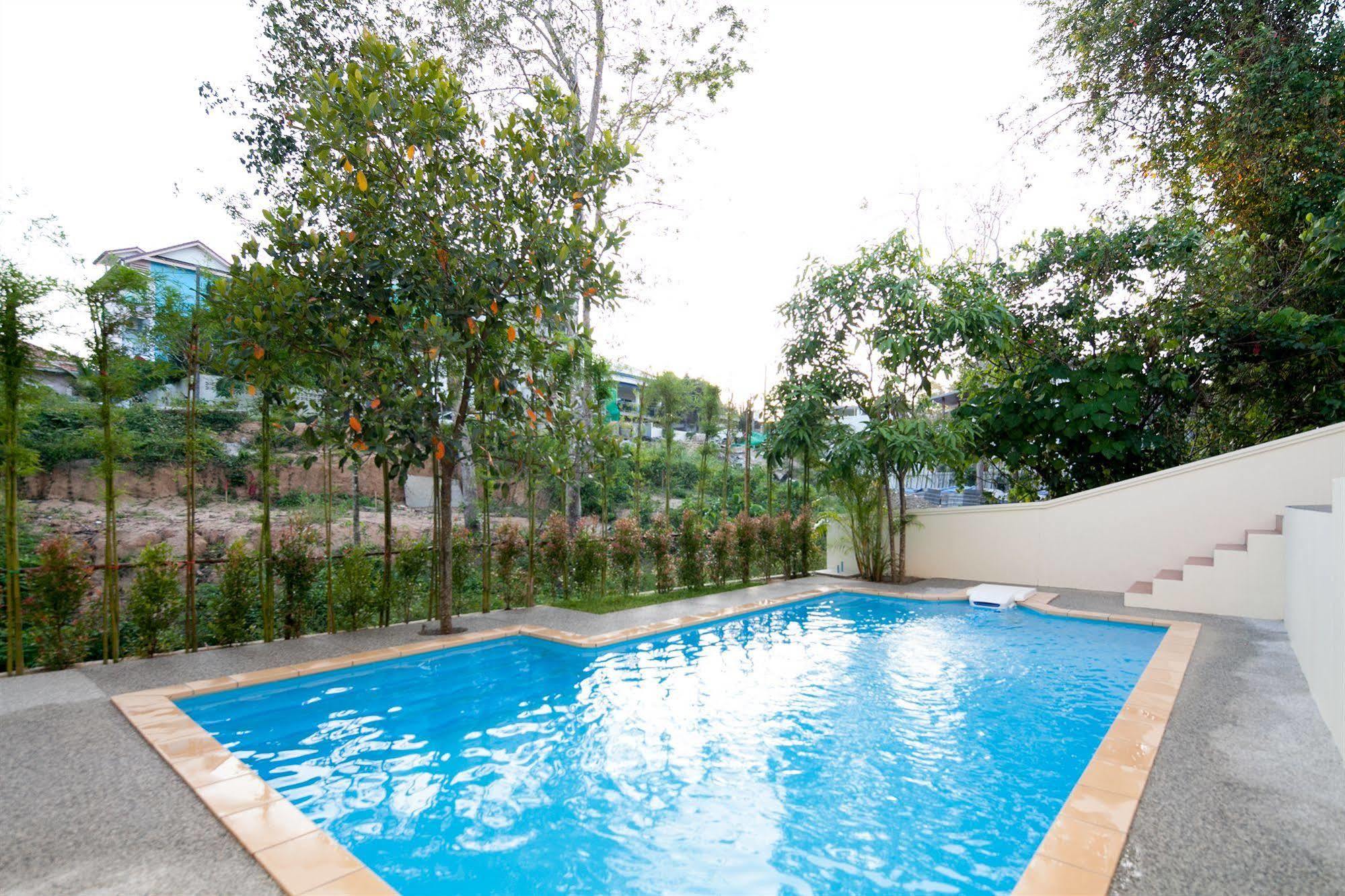 Lucky Lek Resort Rawai エクステリア 写真