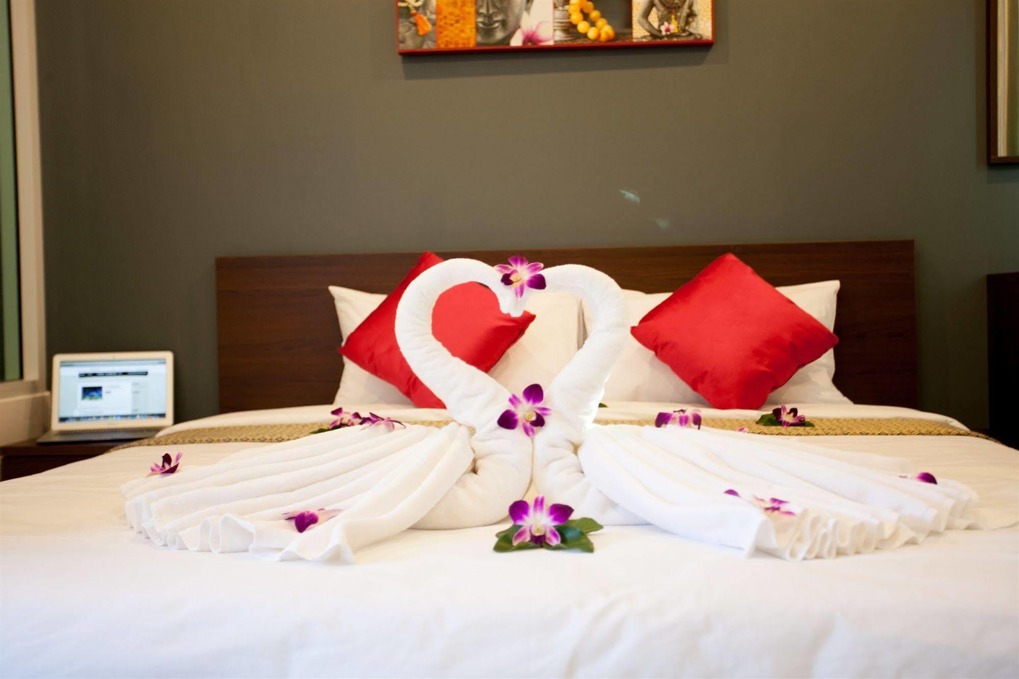 Lucky Lek Resort Rawai エクステリア 写真